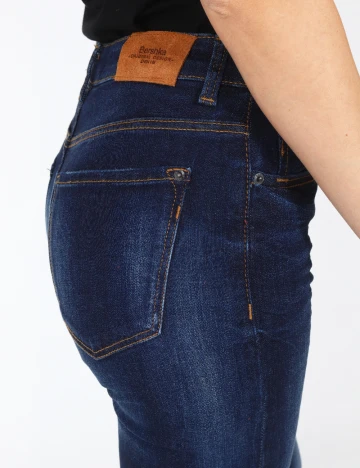 Blugi Bershka, bleumarin Albastru