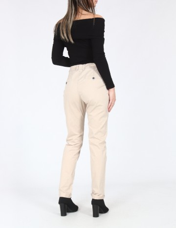 Pantaloni Bershka, crem