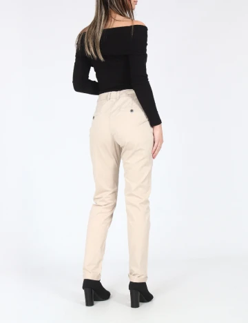 Pantaloni Bershka, crem Crem