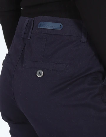 Pantaloni Bershka, bleumarin Albastru