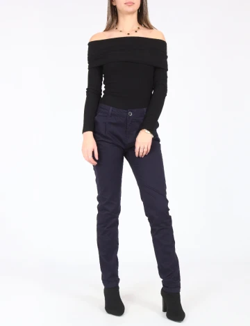 Pantaloni Bershka, bleumarin Albastru