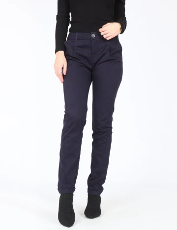 Pantaloni Bershka, bleumarin Albastru