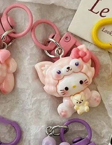 Breloc SHEIN, roz Roz