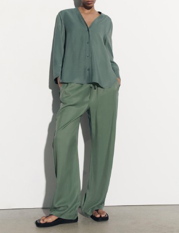 
						Pantaloni Zara, verde