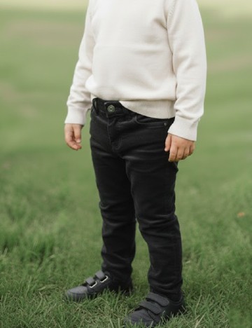 
						Pantaloni Zara, negru