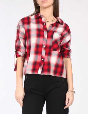 
						Camasa Bershka, rosu