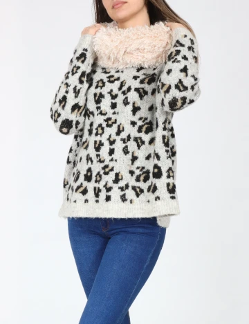 Esarfa circulara Bershka, crem Crem