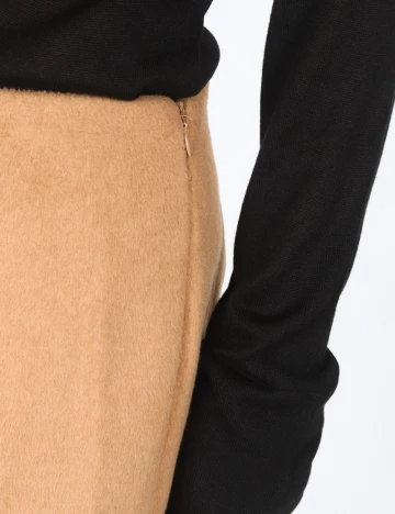 Fusta Zara, maro Maro