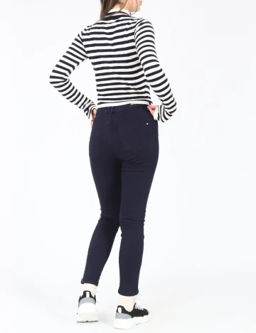 Blugi Bershka, bleumarin Albastru