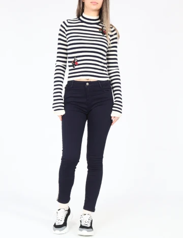 Blugi Bershka, bleumarin Albastru