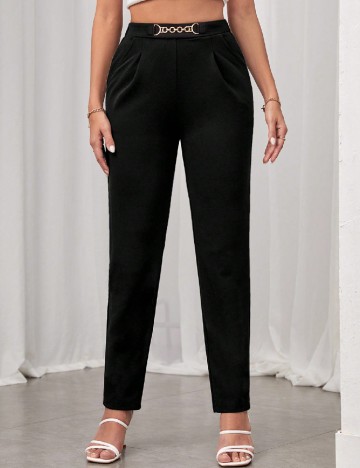 
						Pantaloni SHEIN, negru