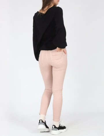 Blugi Bershka, roz Roz