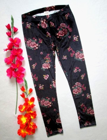 
						Pantaloni Zara, floral