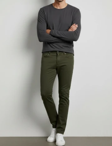 Pantaloni Bershka, verde Verde