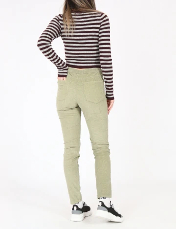 Pantaloni Zara, verde Verde