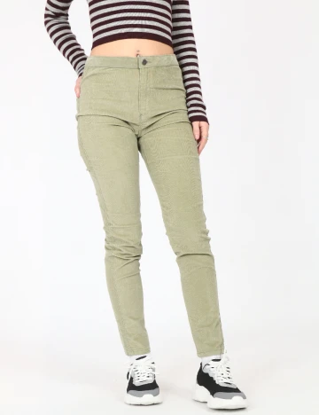 Pantaloni Zara, verde Verde