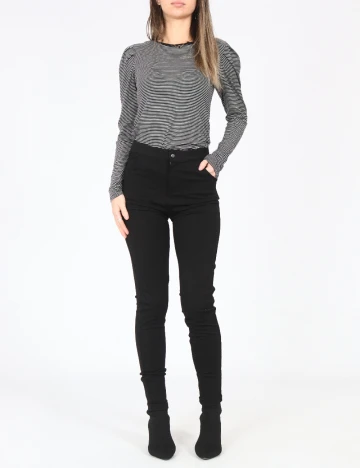 Pantaloni Bershka, negru Negru