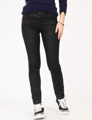 Pantaloni Bershka, negru Negru