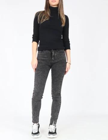 Blugi Bershka, gri inchis Gri