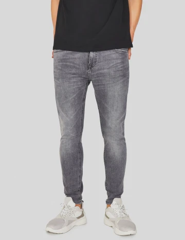 Blugi Bershka, gri Gri