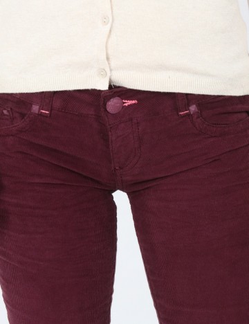 Pantaloni Bershka, mov