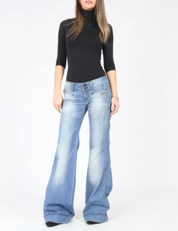 Blugi Bershka, albastru