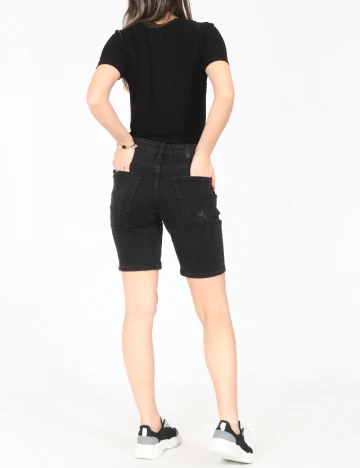 Pantaloni scurti Bershka, negru Negru