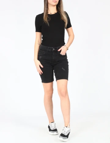 Pantaloni scurti Bershka, negru Negru