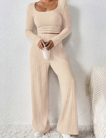 Compleu SHEIN, crem Crem