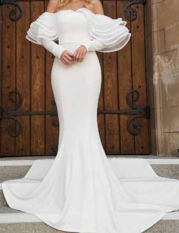 
						Rochie lunga Faeriesty, alb