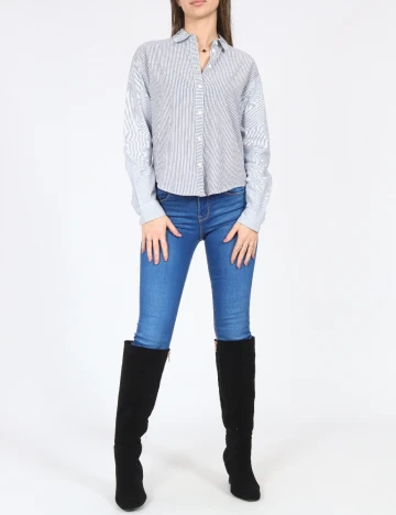 Camasa Bershka, alb/albastru Albastru