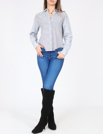 
						Camasa Bershka, alb/albastru