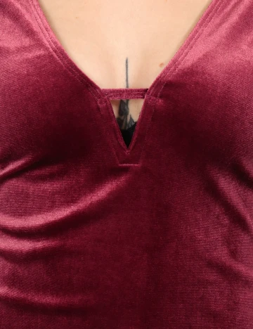 Body Oysho, visiniu Rosu