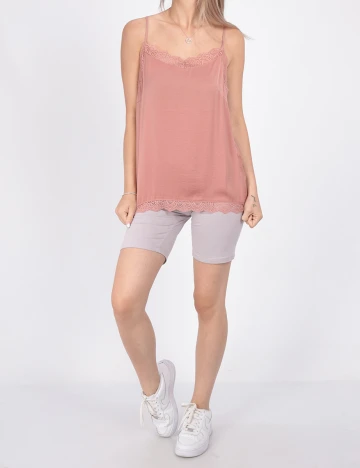 Maiou Vila, roz pudra, L Roz