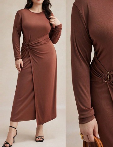 
						Rochie lunga SHEIN CURVE, maro