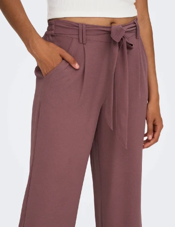 Pantaloni trei sferturi Only, roz pudra Roz