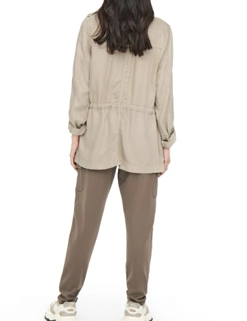 Jacheta Only, bej Crem