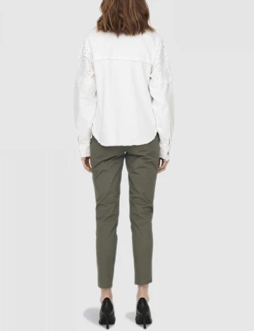 Jacheta Only, alb Alb