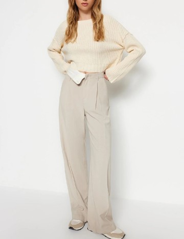 
						Bluza TRENDYOL, ecru