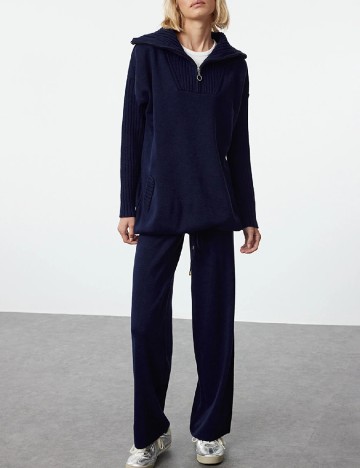 
						Compleu TRENDYOL, bleumarin