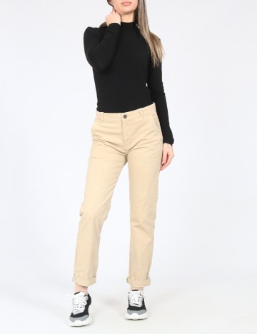 
						Pantaloni Zara, crem