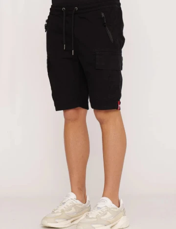 Pantaloni scurti ALPHA INDUSTRIES, negru