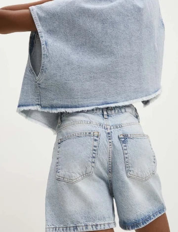 Pantaloni scurti Answear LAB, albastru