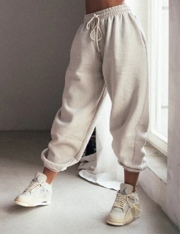 Pantaloni MUUV., bej