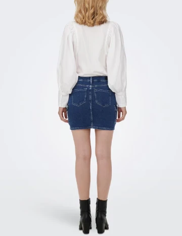 Fusta Only, albastru