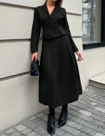 
						Compleu SHEIN, negru