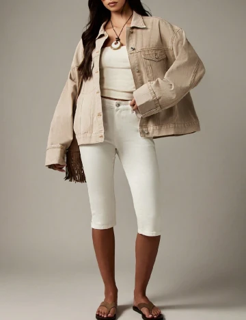 Jacheta Missguided, bej