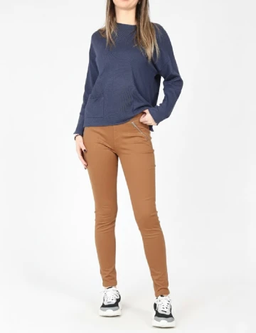 Pantaloni Bershka, maro