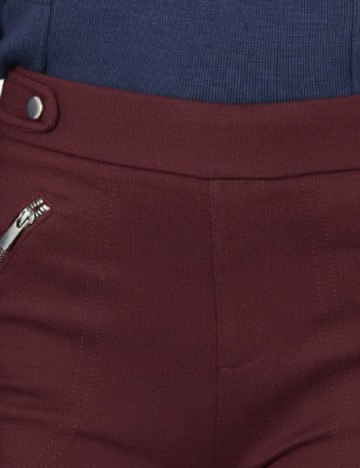 Pantaloni Bershka, visiniu