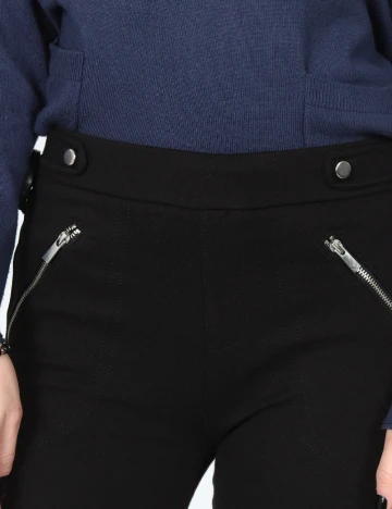 Pantaloni Bershka, negru